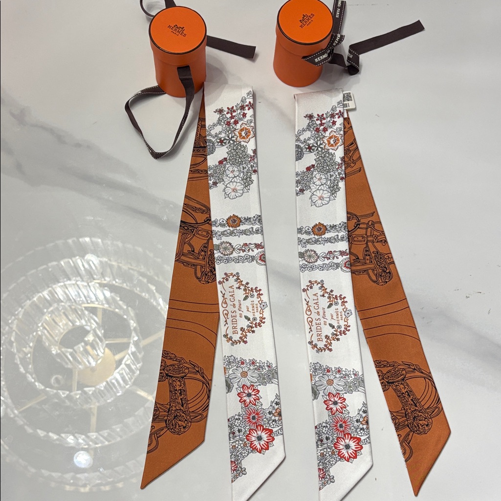 Brand New Hermes Brides De Gala Twillys Blanc Brown